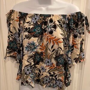 🔥5/$20🔥 Shyanne Cream and Black Off-Shoulder Blouse with Flutter Sleeves